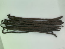 Load image into Gallery viewer, Madagascar Gourmet Vanilla Beans.